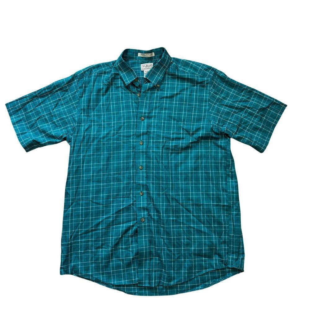 L.L. BEAN, Oxford, short sleeve, Size Large, Wrinkle Resistant, Traditional Fit